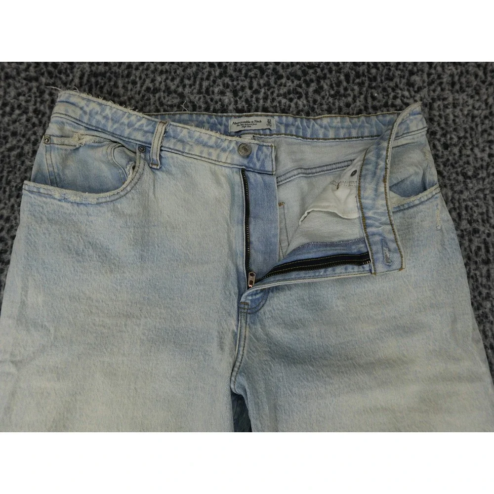Abercrombie & Fitch 90s Relaxed Jean Womens 33/16S Light Wash High Rise Blue